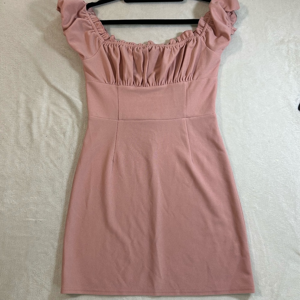 Kendall And Kylie Pink Shirred Puff Sleeve Mini Dress Size